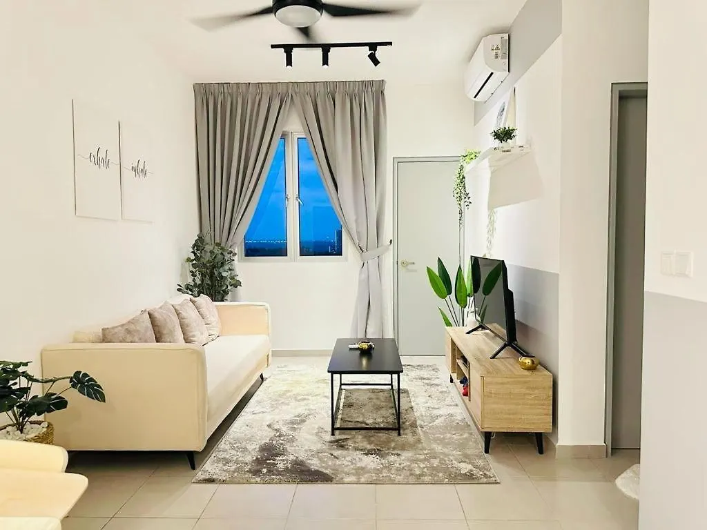Tangerine Suites Sepang Apartment